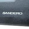 Kit 4 Tapis de sol Auto pour DACIA SANDERO depuis 2021, avec sigle SANDERO, moquette noire, avec CLIPS, Neuf